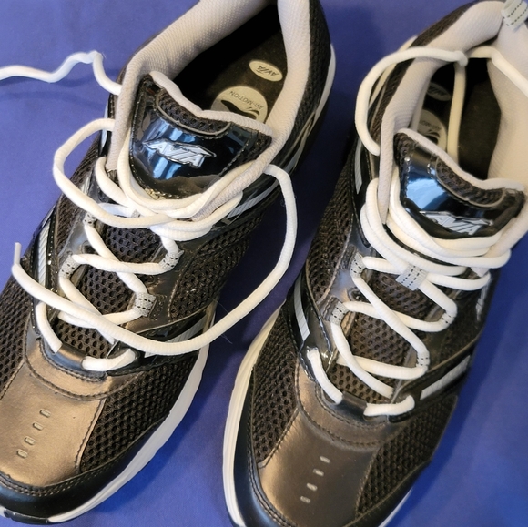 AVIA  LOW TOP WOMEN SNEAKERS - Picture 6 of 10